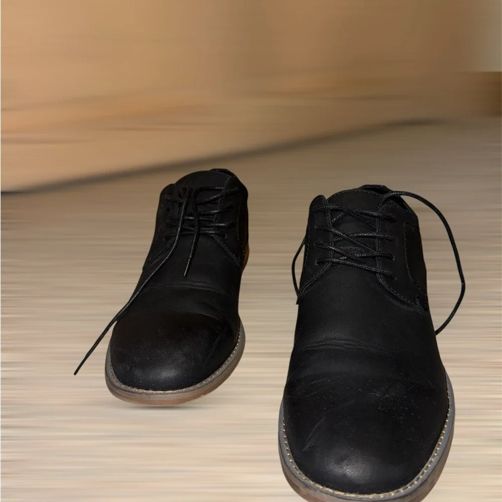 Sleek Black Chukka Boots for Men